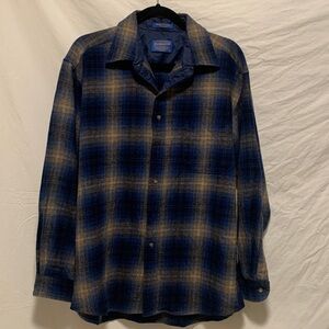 EUC Pendleton Blue, Black & Beige Wool LS Board Shirt size Large